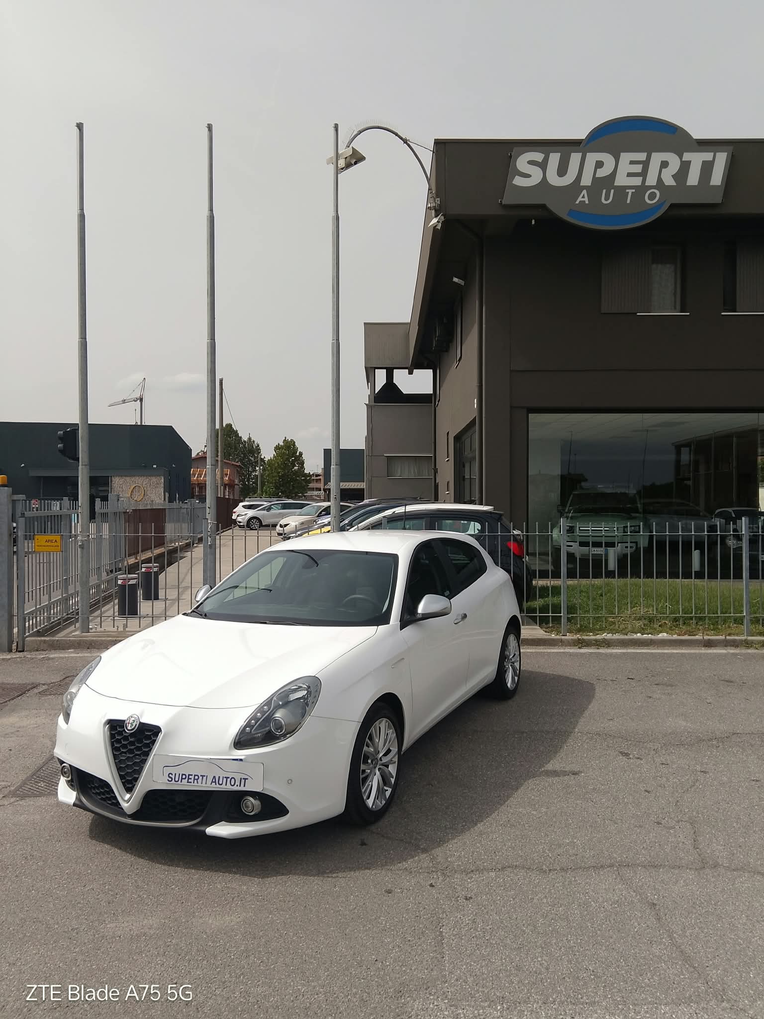 Alfa Romeo Giulietta adatta neopatentati condizioni eccellenti